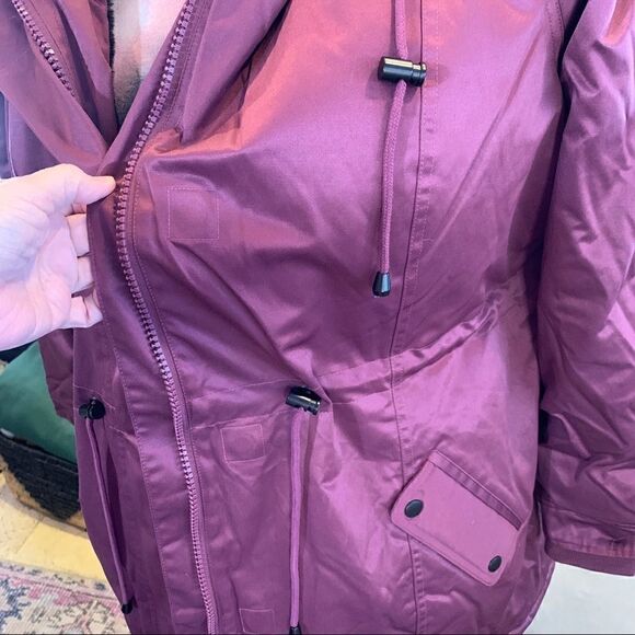 Torrid coat  - Picture 6 of 11